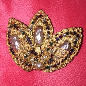 Rare Miriam Haskell Brooch